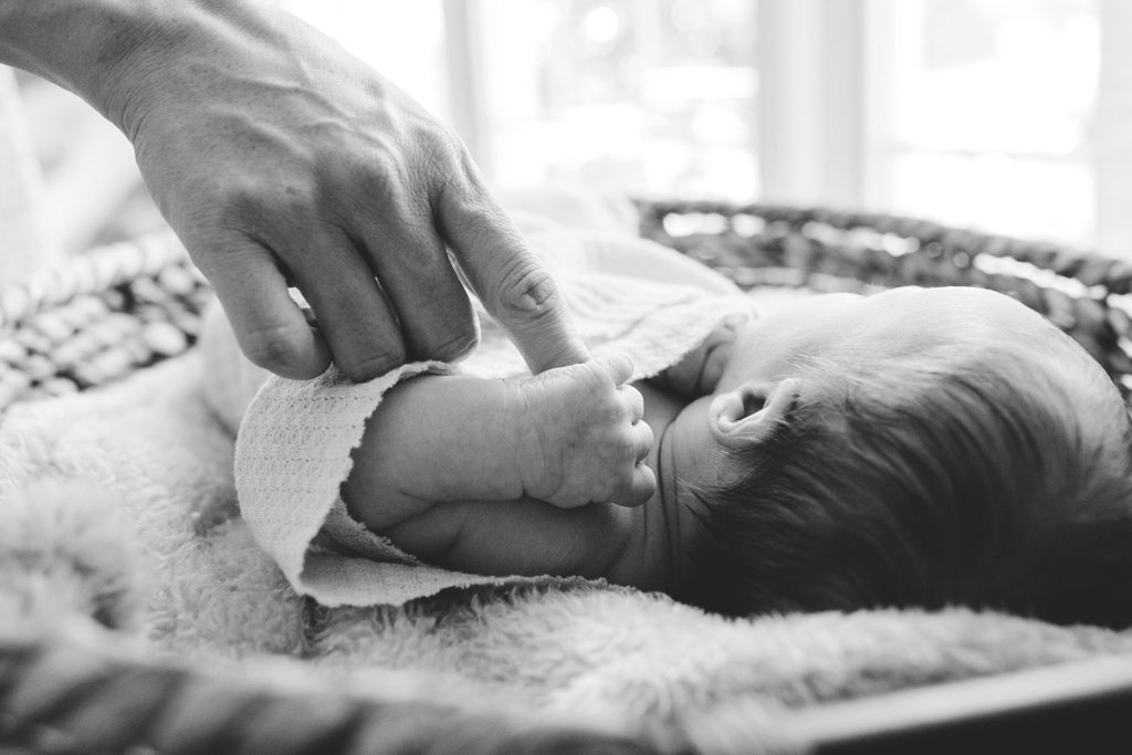 25-NewbornGallery-JordanBrannock