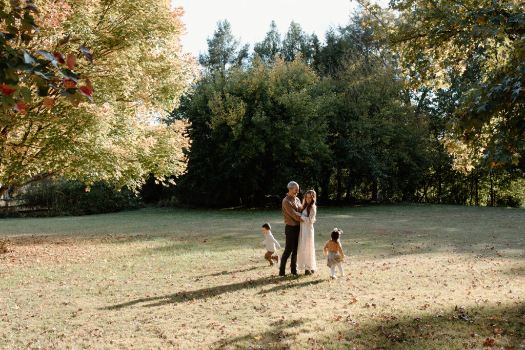 FamilySession-NorthCarolina-JordanBrannockPhotography-OutdoorFamilyShoot